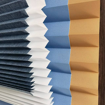 柔らかく,手動操作のために繊細な布